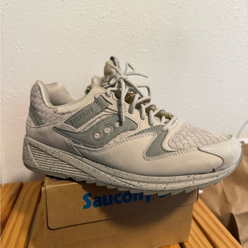 Saucony Light Gray Sneakers